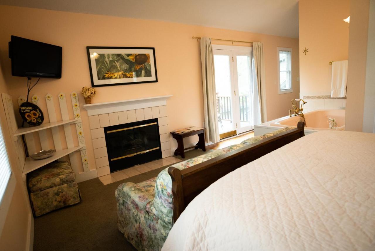 Garden Grove Inn Bed And Breakfast Union Pier Eksteriør bilde