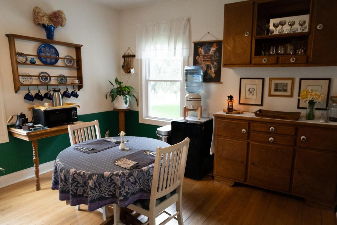 Garden Grove Inn Bed And Breakfast Union Pier Eksteriør bilde